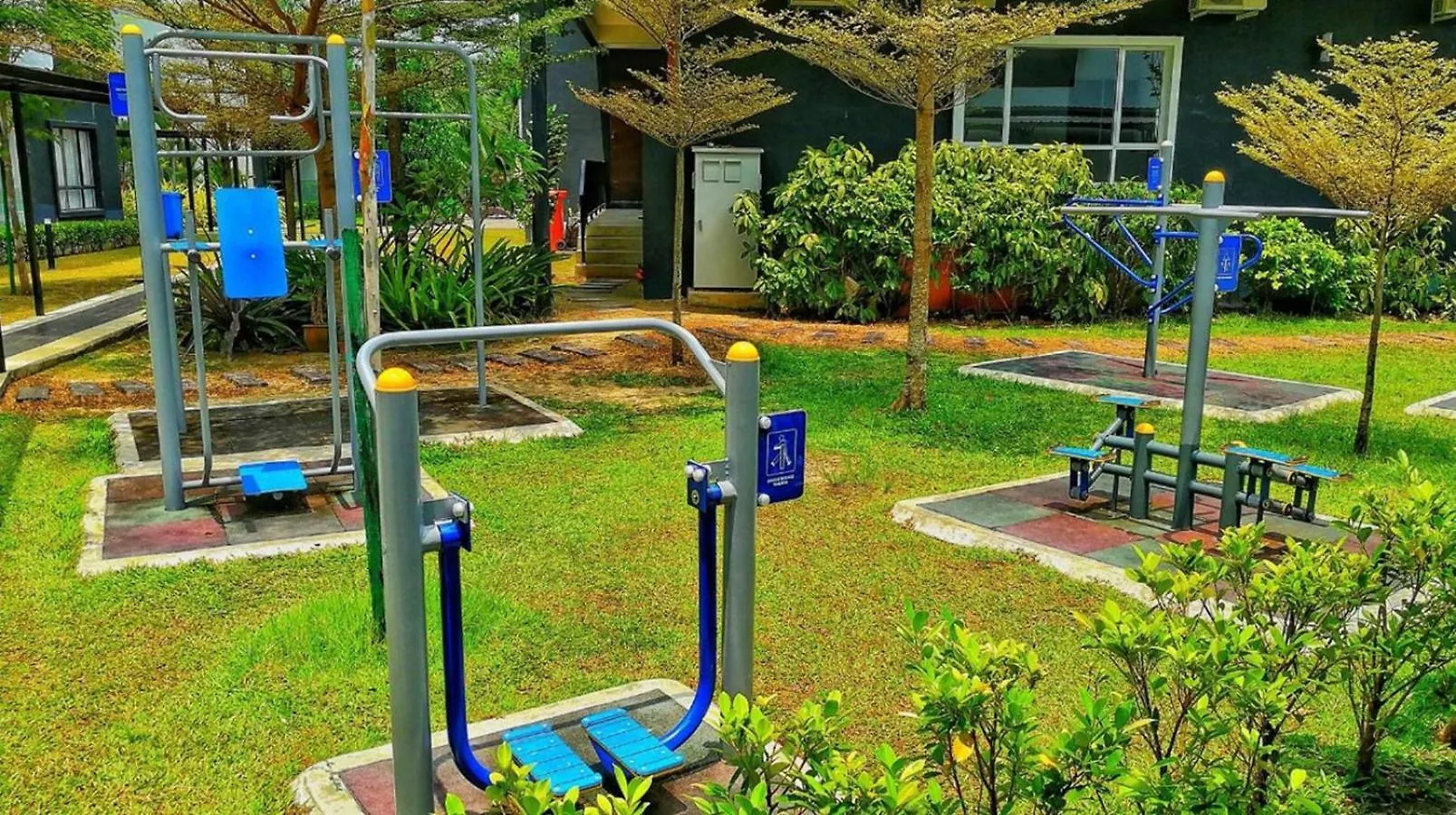 Ipoh Waterpark Manhattan Premium Suites By Iwh Suites Apartment